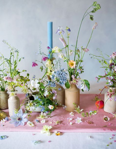 Flower School, May Weddings, Romantic Design, Garden Inspired, May Flowers, Ikebana, Decoration Table, Bud Vases, Spring Wedding