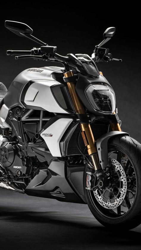 Ducati Diavel 1260 S 4K Ultra HD Mobile Wallpaper Hd Mobile Wallpaper, Ducati Diavel 1260s, Grand Theft Auto Series, Ducati Wallpaper, Ducati 848, Ducati Motorbike, Ducati Hypermotard, Мотоциклы Cafe Racers, Bmw Motors