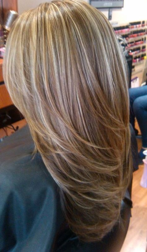 Peinados recogidos Más · Blonde Caramel HighlightsHair ... Noriko Wigs, Funky Hair, Light Blonde Highlights, Hair Highlights And Lowlights, Medium Brown Hair, Brown Hair With Blonde Highlights, Hair Balayage, Blonde Hair With Highlights, Hair Color Highlights