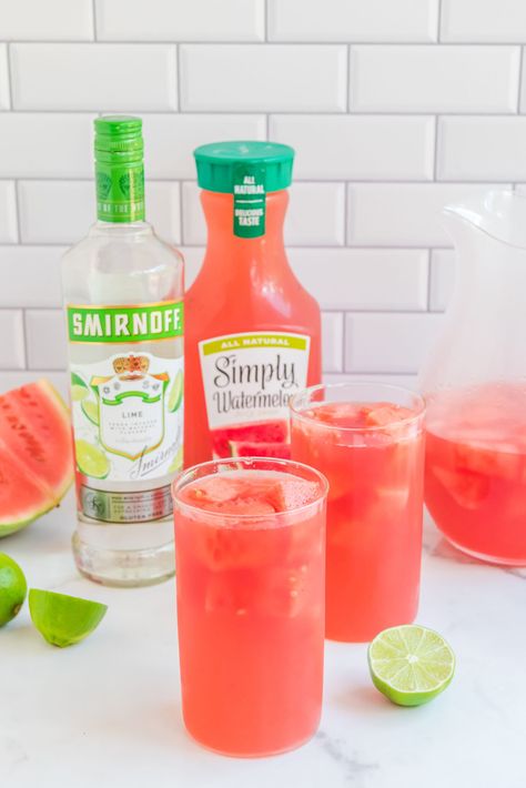 Fresh Watermelon Alcoholic Drinks, Watermelon Infused With Alcohol, Adult Capri Sun Recipe, Alcohol Watermelon, Blended Watermelon Cocktail, Alcoholic Watermelon Drink, Watermelon Vodka Drinks, Watermelon Martini, Watermelon Cocktail