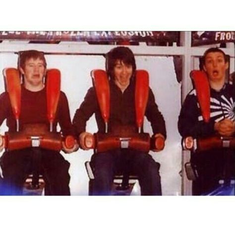 fetus babes on a rollercoaster awww xx Artic Monkeys Funny Pics, Monkey Memes, Miles Kane, Arctic Monkeys Wallpaper, Alex Arctic Monkeys, Matt Helders, Monkey Wallpaper, Ghost Cookies, The Last Shadow Puppets