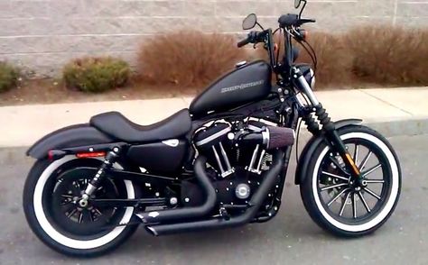 Iron 883 Custom, Motocykle Harley Davidson, Harley Davidson 883, Custom Harley Davidson, Harley Davidson Images, Harley Davidson Pictures, Harley Davidson Sportster 883, Sportster Bobber, Harley Davidson Museum