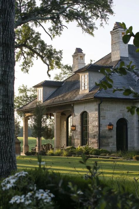 French Country Small House, Cute Home Exterior Small Houses, Pursley Dixon Architecture, French Mountain Home, English Countryside Exterior, French Ranch House, French Country Yard, Modern French Exterior, Country House Exteriors