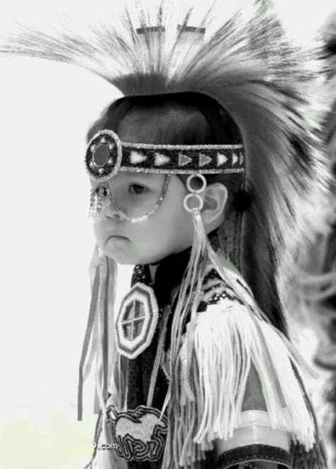 native american children images | Native child Native American Children, American Photo, Indian Headdress, Native American Photos, American Children, Native American Peoples, Native American Heritage, Native American Tribes, Native American History