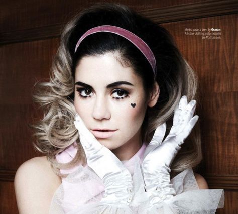 Marina Boyfriend Justin, Electra Heart, Marina And The Diamonds, Family Jewels, All I Ever Wanted, Beauty Queens, Look At You, Justin Bieber, Music Artists