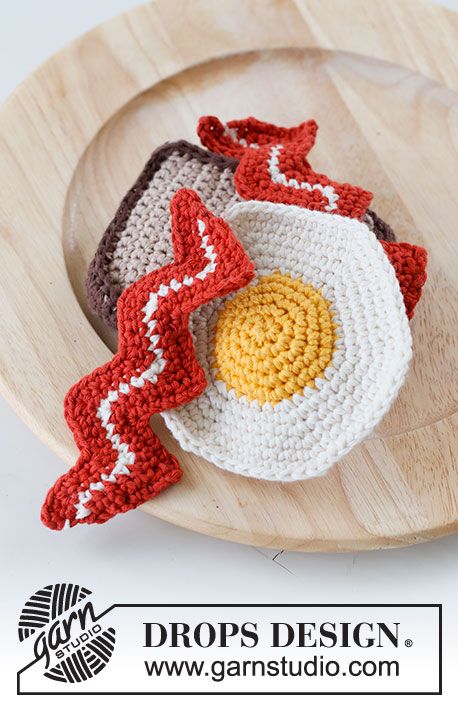 Crochet Dog Hat, Eggs And Bacon, Magazine Drops, Pancake Breakfast, Breakfast Eggs, Food Patterns, Crochet Food, Pizza Party, Play Food