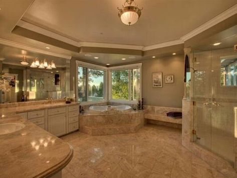 Room Decor Ideas Diy, Luxury Master Bathrooms, Dream Life House, Tuscan House, Bathroom Goals, Decor Ideas Diy, Dream House Rooms, Bathroom Inspiration Decor, Big Bathrooms