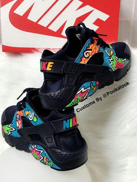 Custom Huraches Nike, Nike Shoes Huarache, Huaraches Shoes, Trendy Shoes Sneakers, Jordan Shoes Girls, Custom Nike Shoes, Shoes Sneakers Jordans, Nike Air Shoes, Custom Nike