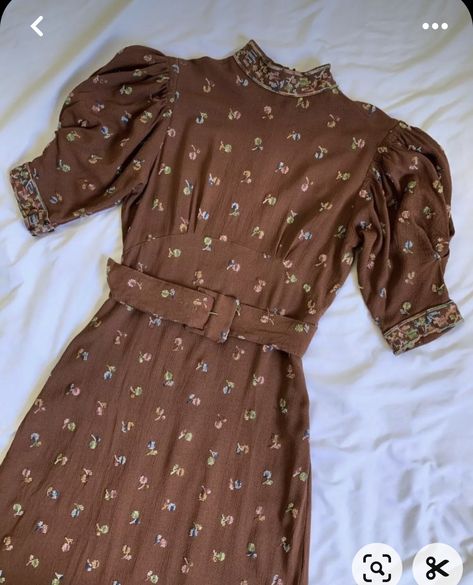 Floral Vintage Dress Aesthetic, Vintage Dresses 40s, 40s Outfits, Vintage Dresses For Sale, Dress History, Floral Embroidered Dress, Retro Mode, 1940s Dresses, 1930s Fashion