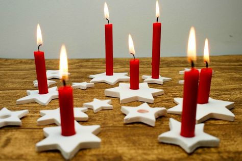 DIY Clay Star Candle Holders Salt Dough Candle Holder, Taper Candle Holders Diy, Diy Taper Candle Holders, Making Candle Holders, Homemade Candle Holders, Christmas Candle Holders Diy, Candle Holders Diy, Diy Christmas Projects, Leaf Mason Jar Candle