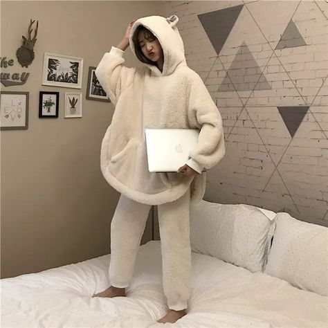 Fluffy Bear, Branded Outfits, Hoodie Pants, Pajama Outfits, Blanket Sweater, Bear Hoodie, Cute Pajamas, Hoodie Outfit, Hooded Tops