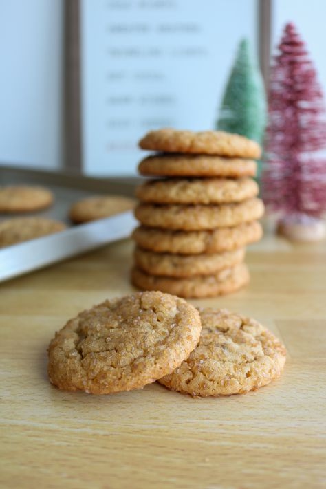 Peanut Butter Ginger Crackle Cookies - Healthy Mama Kris Peanut Butter Ginger Cookies, Crackle Cookies, Ginger Cookie Recipes, Peanut Cookies, Ginger Snap Cookies, Ginger Cookies, My Signature, Peanut Free, Healthy Cookies