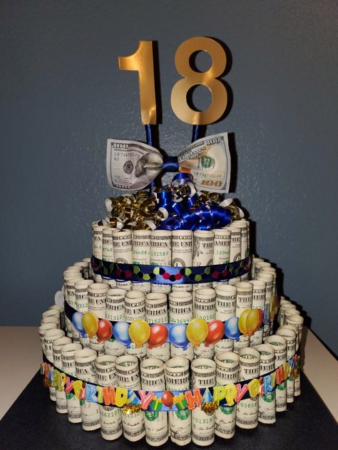 21st Birthday Money Cake, Birthday Cake Money, Birthday Money Cake, Diy Lei, Sweet 16 For Boys, Money Birthday Cake, Cake Bday, Money Birthday, Graduation Money Gifts