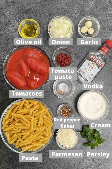 Penne Vodka Sauce, Homemade Vodka, Homemade Vodka Sauce, Penne Vodka, Pasta Alla Vodka, Vodka Sauce Recipe, Pasta Calories, Vodka Sauce Pasta, Pasta Ideas