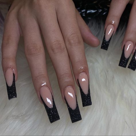 Black Shiny Nails Acrylic, Nail Designs For Prom Black, Long Black Prom Nails, Medium Length Black French Tip Nails, Short Black Glitter French Tip Nails, Black Sparkly French Tips, Black French Tip Nails Sparkle, Black French Glitter Nails, Glittery Black French Tip Nails