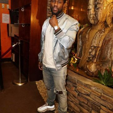 Sneak­ers NIKE AIR MAX 97 OG QS "2017 RE­LEASE" of Kevin Hart on his ac­count In­sta­gram #Sneak­ers #NIKE #AIR #MAX97 #OG #QS "#2017RE­LEASE"  of #KevinHart on his #ac­count #In­sta­gram #Fashion #Outfits #Spotern Nike Air Max 97 Outfit Men, Air Max 97 Outfit Men, Nike Air Max 97 Outfit, Outfit Men Ideas, Black Men Spring Fashion, Air Max 97 Outfit, Celebrity Sneakers, Nick Wooster, Fly Boots