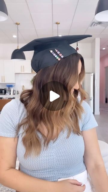 Grad Hat, Graduation Hat, Girl Hairstyles, For Everyone, Hairstyles, Hair Styles, How To Wear, On Instagram