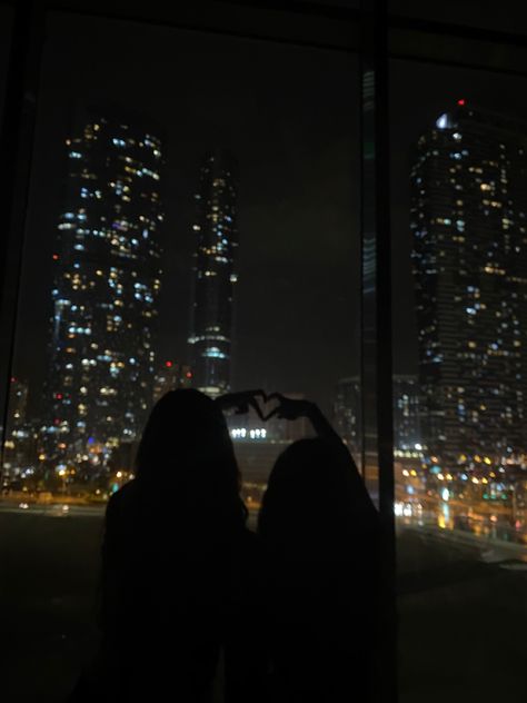 city 
city vibes
city aesthetic 
city girl
city girl aesthetic 
vibes
aesthetic 
friends
friends aesthetic 
friends vibes Midnight Vibes, Irl Pfp, Friends Aesthetics, Best Friend Match, City Sky, Late Night Drives, Nyc Aesthetic, Dancing In The Dark, Nyc Life