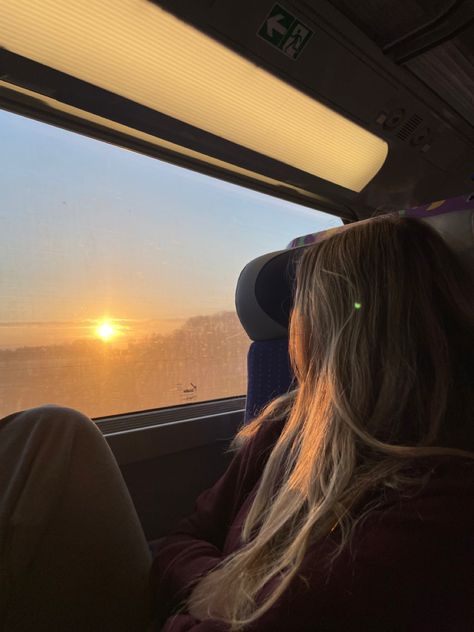 Go Train Aesthetic, Overnight Train Aesthetic, Eurostar Train Aesthetic, Traveling Train Aesthetic, Train Picture Ideas, Solo Traveling Aesthetic, European Train Aesthetic, Traveling By Train Aesthetic, Train Girl Aesthetic