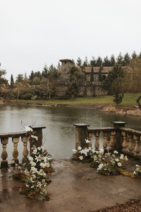 45 Best Portland Wedding Venues for 2023 — Sarah Olivia Photo European Style Wedding, Portland Wedding Venues, Wedding Venues In Florida, Fall Wedding Venues, Washington Wedding Venues, Oregon House, Wedding Venues Oregon, Woodland House, Portland Oregon Wedding