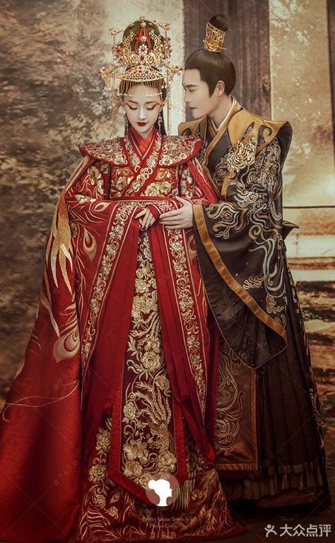 The Empress Of China, Chinese Empress, Gaun Abad Pertengahan, Empress Of China, Chinese Traditional Dress, Ancient Chinese Clothing, Traditional Chinese Dress, Chinese Wedding, Chinese Clothing