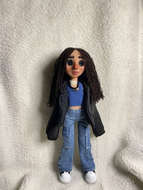 Coraline Doll Aesthetic, Caroline Doll Diy, Coraline Dolls Diy, Diy Coraline Doll, Coraline Diy, Coraline Dolls, Coraline And Wybie, Coraline Doll, Homemade Dolls