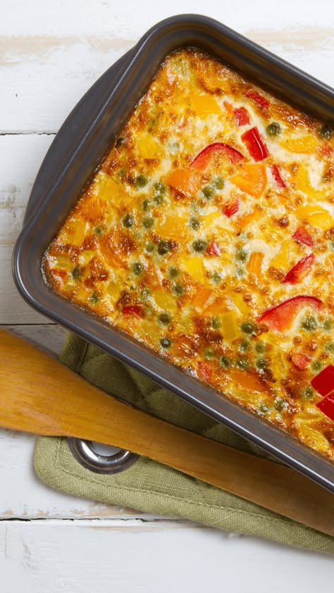 Omelet In Oven, Baked Omlet Recipes Easy, Oven Baked Omelette Recipe, Omelette Casserole Oven Baked, Baked Denver Omelet, Omlet Casserole Oven Baked, Omelet Casserole Oven Baked, Oven Omlet Recipes, Baked Egg Casserole Easy Recipes