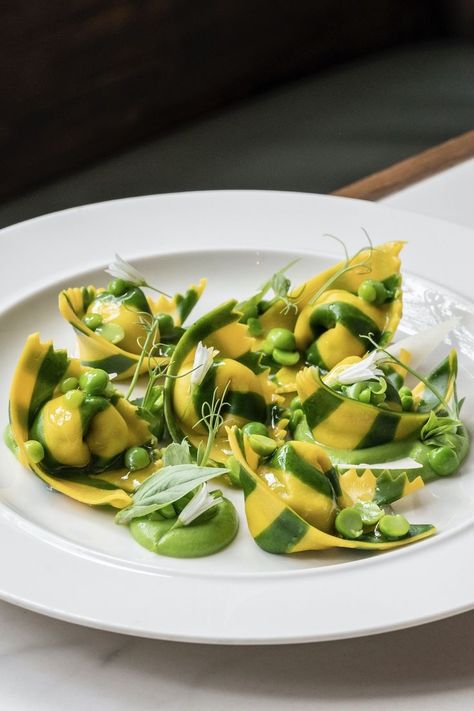 This stripy tortelli pasta recipe from Robert Chambers is full of the flavours of spring. Jersey Royals, fresh peas and broad beans combine to make a pasta dish with wow factor. Fresh Peas, English Peas, Broad Beans, Parmesan Recipes, Fine Dining Recipes, Pasta Plates, Fresh Pasta, Pasta Dish, Spring Recipes