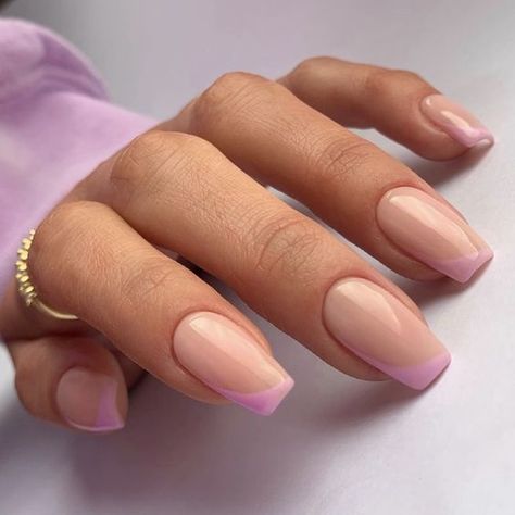 85  Short French Tip Nails That Are Chic & Timeless! Square Nail Designs, Short Square Nails, Minimalist Nails, Dream Nails, Pretty Acrylic Nails, Chic Nails, Short Acrylic Nails, French Tip Nails, Square Nails