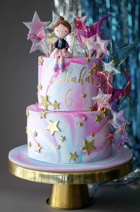 Rock Star Birthday, 5th Birthday Cake, Star Birthday Party, Birthday 5, 1st Birthday Photoshoot, Paris Birthday, Baby Birthday Cakes, Cake Decorating Designs, 11th Birthday