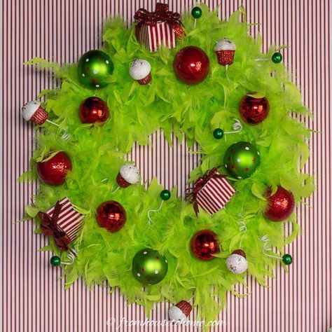 This DIY Grinch wreath is super simple to make and will look fabulous as Grinch Christmas door decor or on the wall beside the rest of your Grinch Christmas decorations Diy Grinch Wreath, Grinch Christmas Door, Glamping Christmas, Diy Grinch, Grinch Wreath, Grinch Decorations, Grinch Christmas Party, Whoville Christmas, Christmas Door Decoration