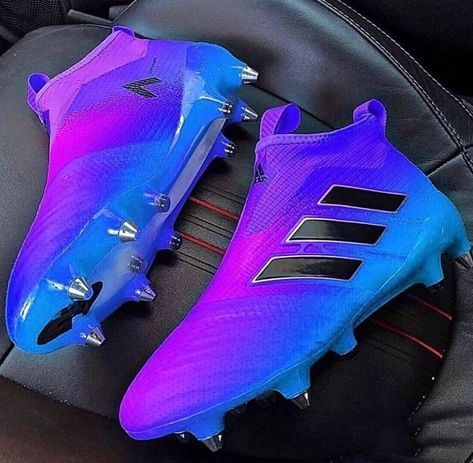 Best Football Shoes, Adidas Shoes Outfit, Cheap Soccer Cleats, Womens Soccer Cleats, Cool Football Boots, Best Soccer Cleats, Girls Soccer Cleats, Best Soccer Shoes, Adidas Soccer Shoes