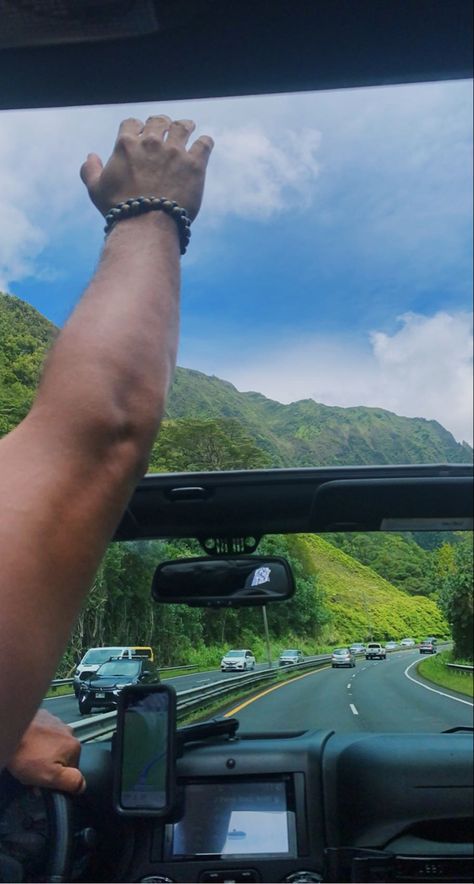 Jeep On Beach Aesthetic, Hawaii Aesthetic Boyfriend, Hawaii Jeep Aesthetic, Hawaii Lifestyle Aesthetic, Teaching Abroad Aesthetic, Island Boy Aesthetic, Beach Car Aesthetic, Jeep Aesthetic Summer, Aesthetic Jeep