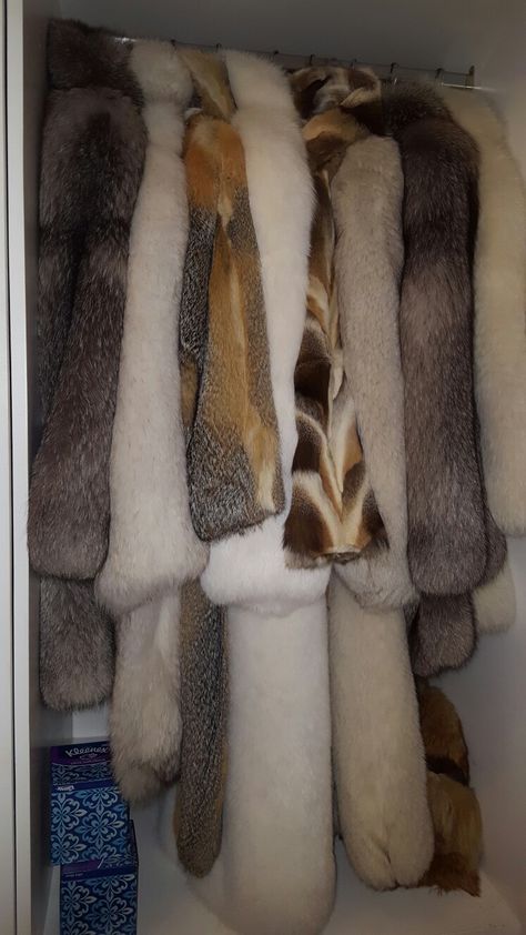 LK. it's tight in there but lots of soft and sexy Fox Fur coats to choose from. LK Fur Closet, Slavic Dolls, Winter Core, Cheetah Print Outfits, Girls Fur Coat, Russian Winter, Girls Fur, Winter Fur Coats, Stylish Winter Outfits