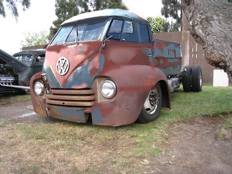 VW Cab-over truck on SAMBA Vw Rat Rod, Coe Trucks, Kombi Motorhome, Combi Vw, Rat Rods Truck, Cab Over, Classic Cars Trucks Hot Rods, Vw Porsche, Vw T1