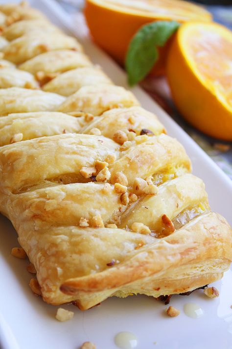 Orange Cheese Danish Pastry via @thecomfortkitchen Cheese Danish Recipe, Danish Recipe, Danish Pastry, Cheese Danish, Puff Pastry Dough, Danish Food, Breakfast Pastries, Fruit Breakfast, Puff Pastry Recipes