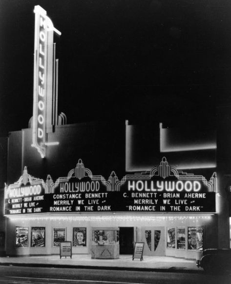 Vintage Hollywood Decor, Hollywood Theme Decor, Vintage Hollywood Theme, Old Hollywood Theme, Old Hollywood Aesthetic, Los Angeles Pictures, Hollywood Theater, Hollywood Aesthetic, Old Hollywood Wedding