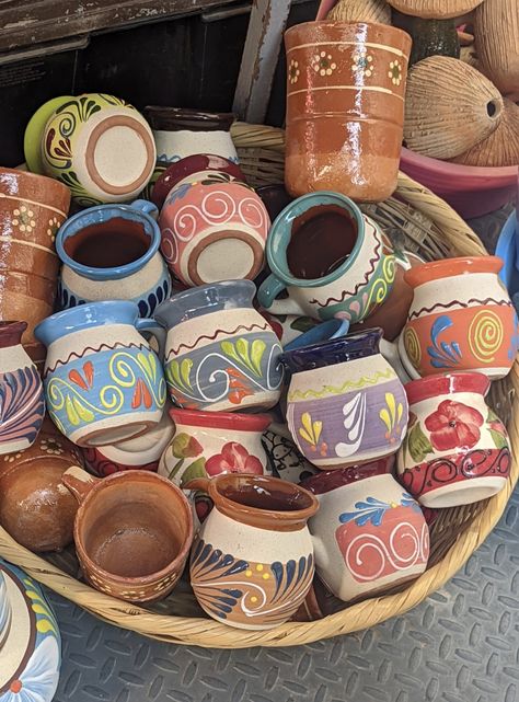 Mexican Mug, Mug Clay, Pottery Coffee Mugs, Mexican Culture Art, Clay Cup, Mexican Home Decor, Keramik Design, Mexican Pottery, Mexican Culture