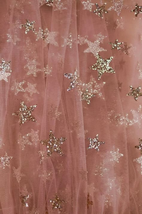 Soft Pink Dresses, Stars In Eyes, Pink And Gold Aesthetic, Pink Gold Aesthetic, Pink Glitter Aesthetic, Soft Fabric Texture, Lirika Matoshi, Tulle Dress Long, Murs Roses