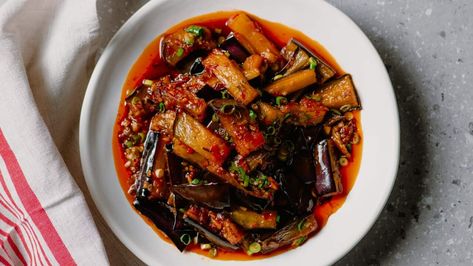 Adam Liaw's yuxiang eggplant recipe French Steak, Silvia Colloca, Eggplant Recipe, Butter Pudding, Satay Sauce, Sbs Food, Steak Tartare, Eggplant Dishes, Fish Stew