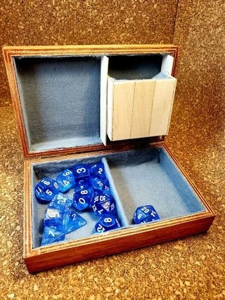 Dungeons and Dragons Dice Box: 8 Steps (with Pictures) D&d Recipes, Dice Box Diy, Dnd Dice Holder Diy, Dnd Dice Organizer, Dice Tower Diy Plans, Diy Dice Tray, Dice Box Designs, Dungeons And Dragons Diy, Diy Dice Box D&d