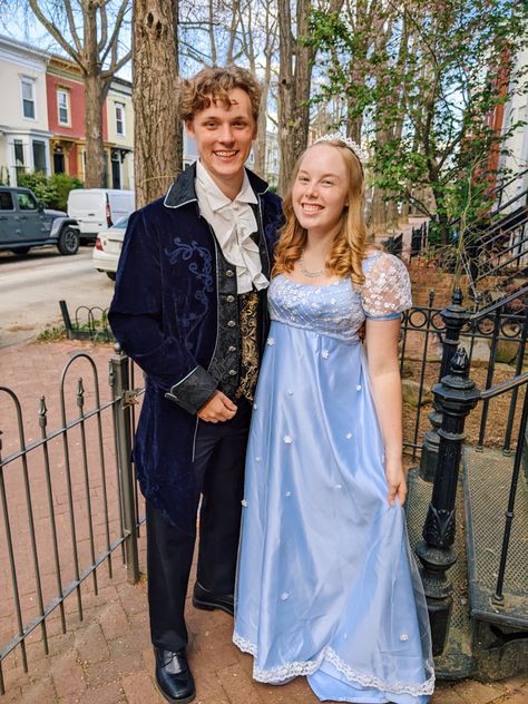 Bridgeton Themed Dresses, Bridgerton Ball Outfits, Regency Party Dress, Bridgerton Ball Gowns, Bridgeton Themed Party Outfit, Bridgerton Theme Party Outfits, Bridgerton Party Outfit, Daphne Bridgerton Dress, Bridgerton Halloween Costume