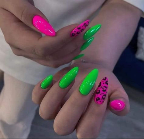 Pink Leopard Nails, Easy Nail Designs Summer, Neon Green Nails, Leopard Print Nails, Green Nail Designs, Cute Nail Art Designs, Leopard Nails, Animal Print Nails, Bright Nails