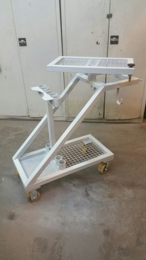 Scrap Metal Organization, Welding Cart Plans, Fabrikasi Logam, Welding Workshop, Welding Design, Welded Metal Projects, Welded Metal Art, Welding Tables, Machining Metal Projects