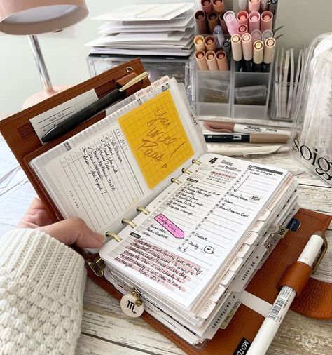 Filofax Organization, Life Planner Organization, Happy Tuesday Everyone, Hobonichi Planner, Study Stationery, Planner Obsessed, Filofax Planners, Planner Stationery, Planner Spread