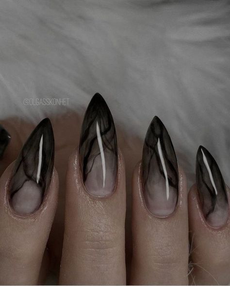 Love these nails for Halloween.. 👻 🎃 Halloween nails, Halloween nail ideas, Halloween nail designs, Halloween nail art, Halloween nails short, Halloween nails simple, Halloween nails almond, Halloween nails square, Halloween nails pink, Halloween nails 2024, autumn nails, fall nails Nails January, January Nail, Money Nails, Nails Unique, Trends Nails, Dark Nail, Nails Valentines, Baby Blue Nails, January Nails