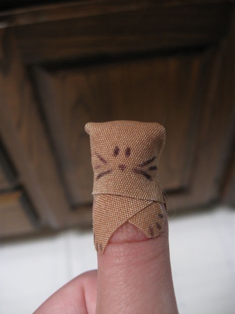 Band-aid art, lol. -Meaghan Noelle- Bandaged Knee Aesthetic, Band Aids Aesthetic, Finger Bandages, Cute Bandage, Funny Looking Cats, Birthday Ideas For Her, Dental Art, Cute Inspirational Quotes, Some Good Quotes