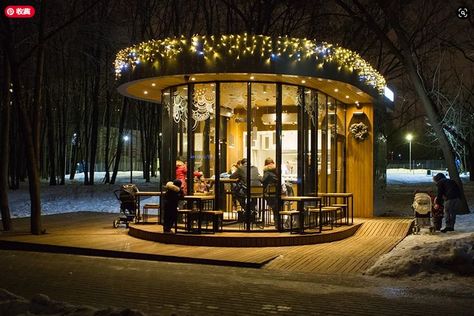 Circular Kiosk Design, Urban Plaza, Coffee Kiosk, Wooden Cafe, Triangle Park, Wooden Pavilion, Cafe Exterior, Circular Buildings, Amazing Gumball