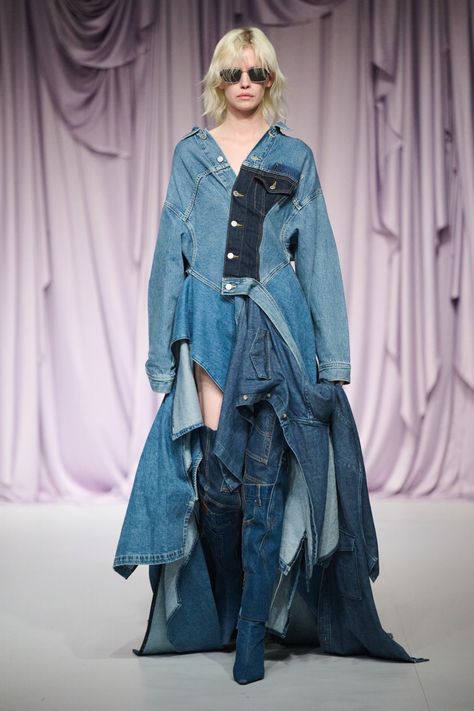 Denim Fashion Runway, High Low Ball Gown, Denim Photoshoot, Denim Pins, Deconstruction Fashion, Shanghai Fashion Week, Shanghai Fashion, Diy Denim Jacket, Its Fall