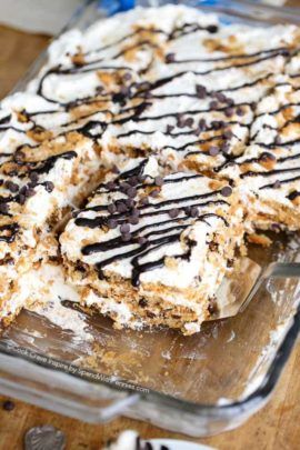 No Bake Pistachio Icebox Cake - Spend With Pennies No Bake Fudge, Weekly Menu Plan, Icebox Cake Recipes, Icebox Pie, Chips Ahoy, Spend With Pennies, Treats Recipes, Icebox Cake, Menu Plan